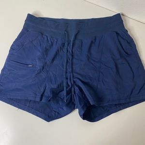 Running shorts
